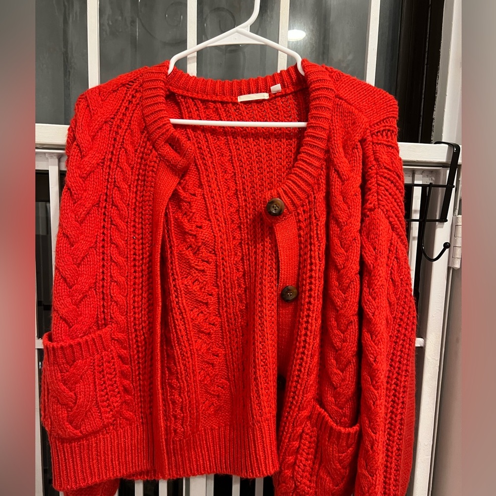 GU Red Caridgan, US women’s medium.